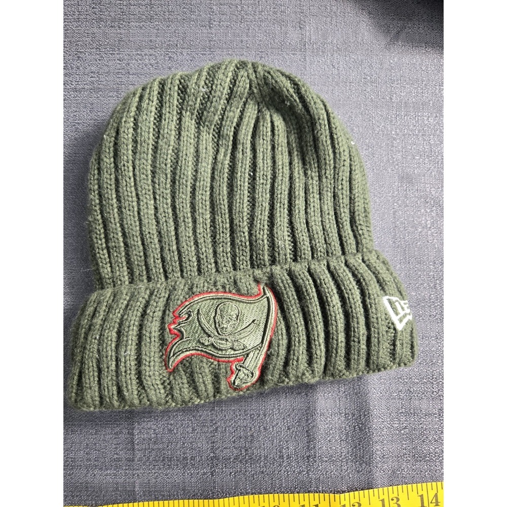 Tampa Bay Buccaneers New Era Salute To Service Knit Beanie Hat Olive